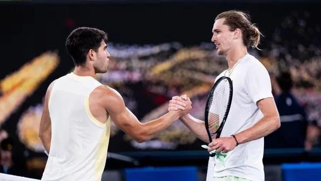 队在赛场上 队在赛场上