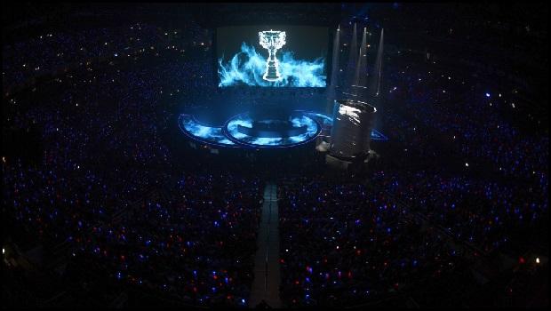 受到更多关 受到更多关